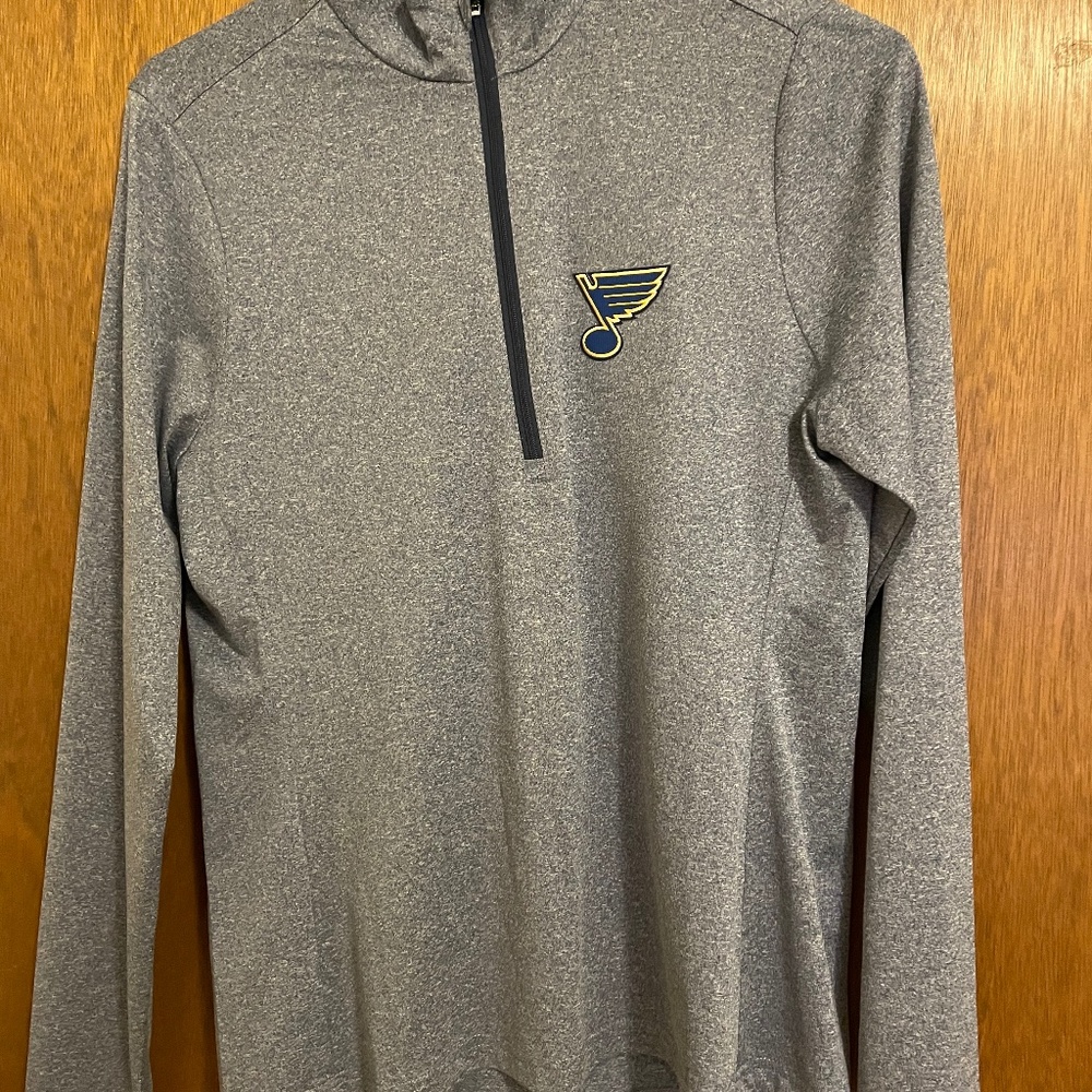 St. Louis Blues Women’s Pullover Medium